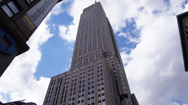 Empire State Building. A Building Without a Payphone Empire State Building. A Building Without a Payphone