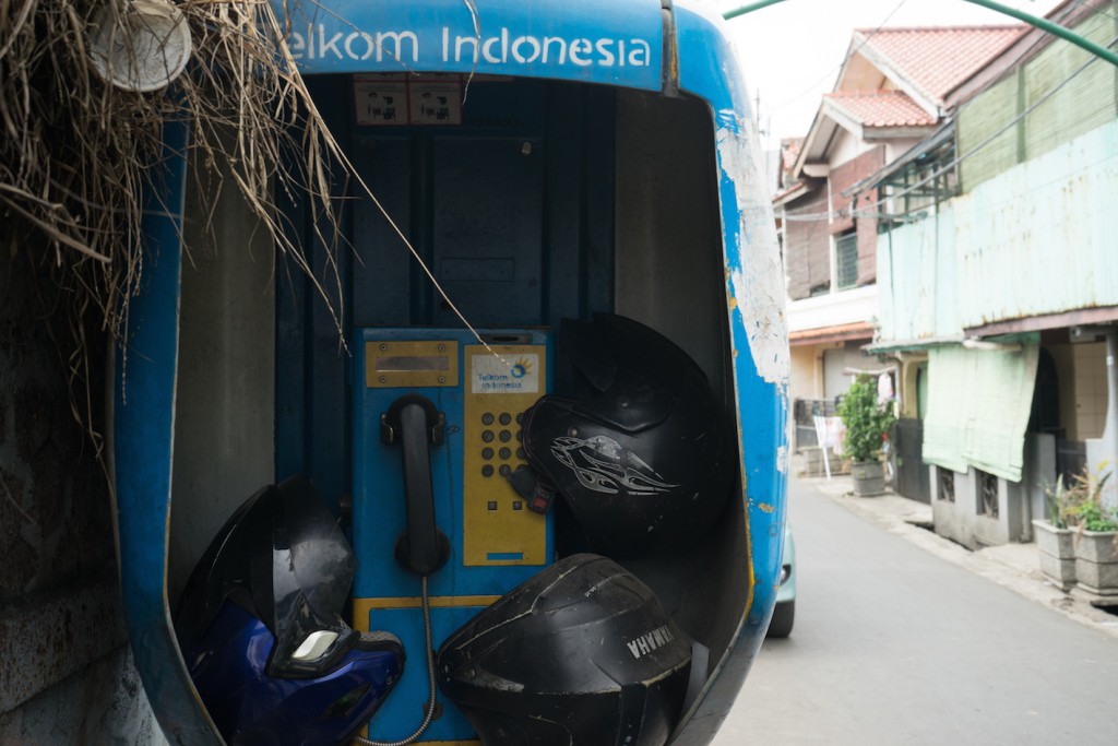 Telkom Indonesia Payphone, Jakarta. Photo by Maxime Massa.