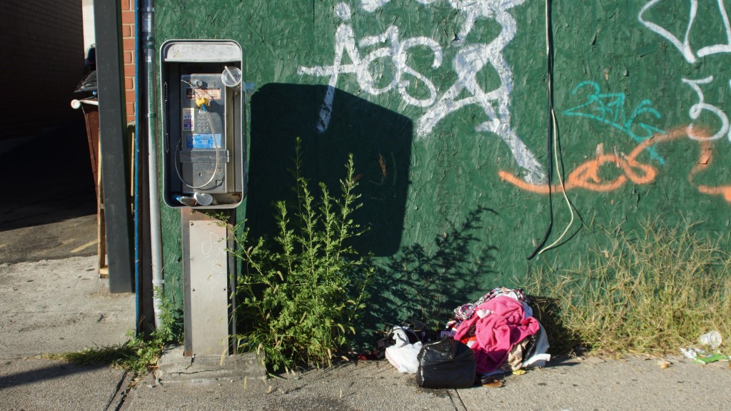 Queens motor Inn, Abandoned Telestone Payphone