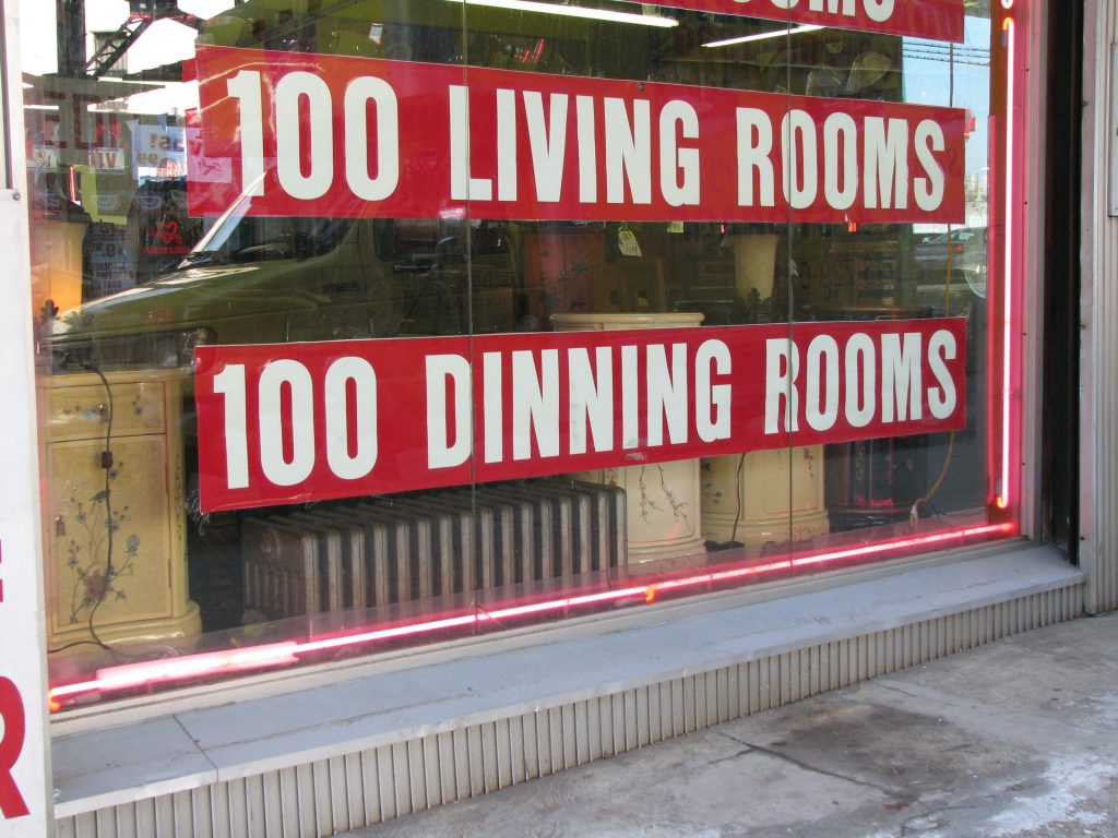 100 DINNING ROOMS