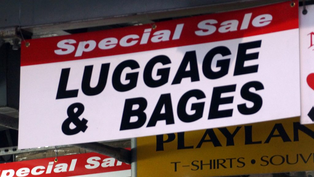 LUGGAGE & BAGES